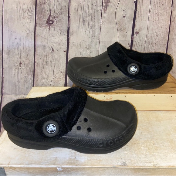 black crocs women's size 6